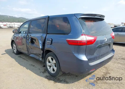 2015 Toyota Sienna L 7 Passenger z USA, uszkodzony, nr VIN 5TDZK3DC4FS674729
